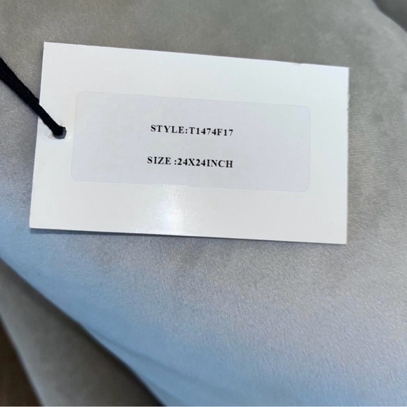 1-NWT CALLISTO HOME DECORATIVE PILLOW (please read description for details) - Picture 14 of 14